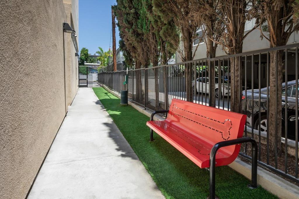 One Bedroom Gem In Weho Los Angeles Eksteriør bilde