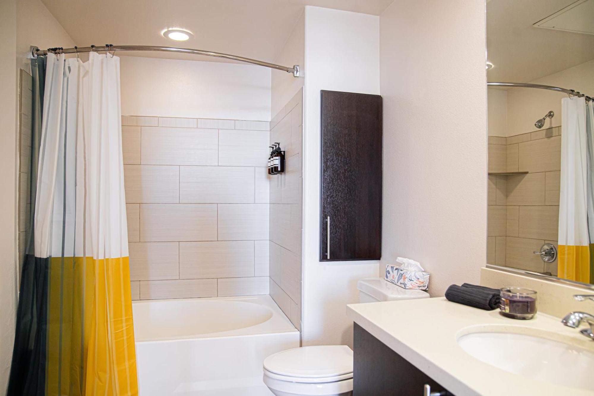 One Bedroom Gem In Weho Los Angeles Eksteriør bilde